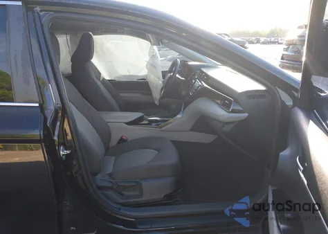 2020 Toyota Camry Le из США, поврежденный, VIN 4T1C11AK4LU980406